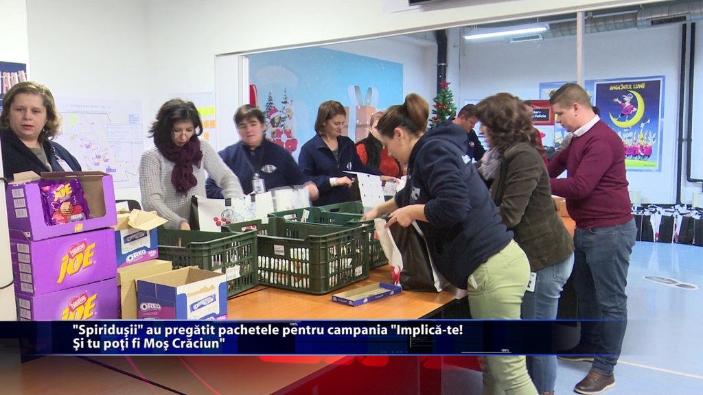 „Spiridusi” au pregatit pachetele pentru campania „Implica-te! Si tu poti fi Mos Craciun”