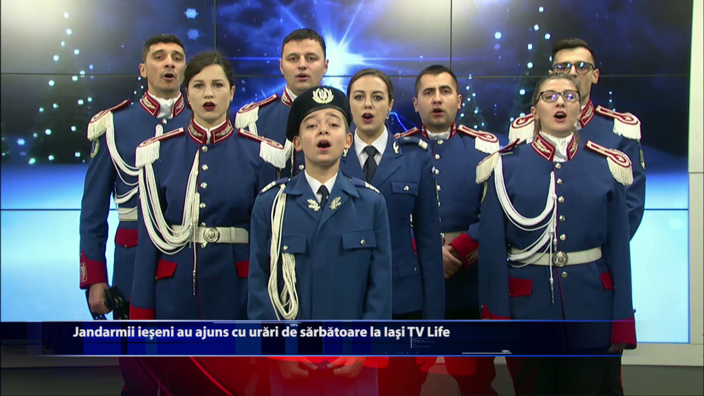 Jandarmii ieseni au ajuns cu urari de sarbatoare la Iasi TV Life