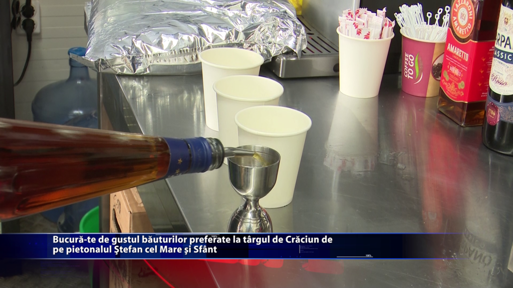 Bucura-te de gustul bauturilor preferate la targul de Craciun de pe pietonalul Stefan cel Mare si Sfant