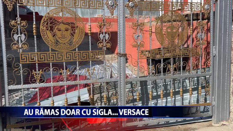 S-A DARAMAT GARDUL VERSACE