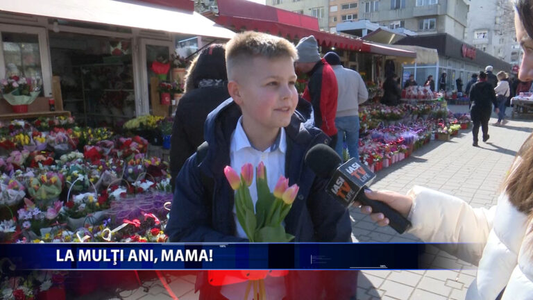 LA MULTI ANI, MAMA!