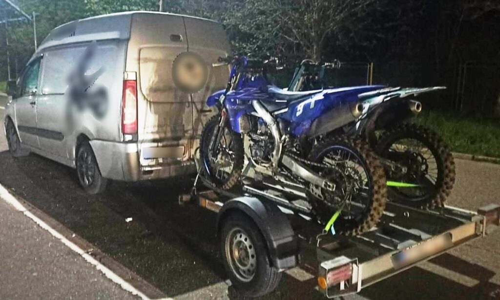 Motocicletă MotoCross semnalată furată în Italia, descoperită la P.T.F. Albița