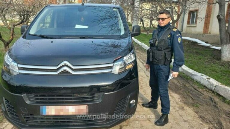 A luat un autoturism în leasing din Belgia, dar nu a mai plătit ratele. Ce a pățit un român la frontieră