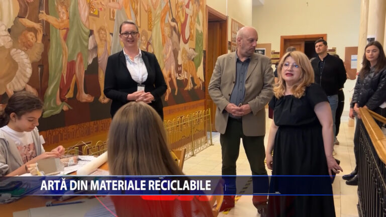 ARTA DIN MATERIALE RECICLABILE