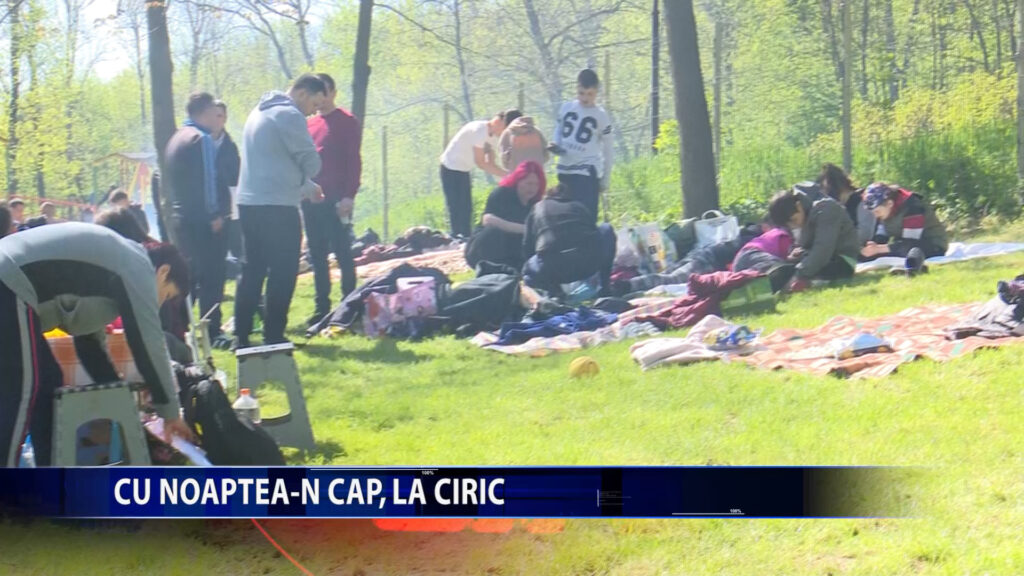CU NOAPTEA-N CAP, LA CIRIC