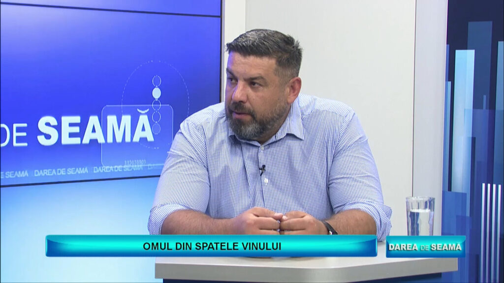DAREA DE SEAMĂ / OMUL DIN SPATELE VINULUI