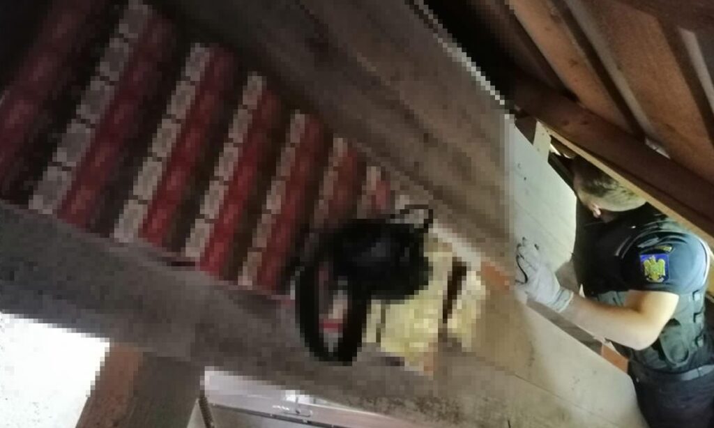 Percheziții la contrabandiştii de ţigări din judeţul Botoșani!