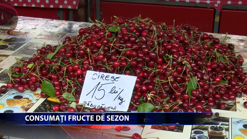 Consumati fructe de sezon!