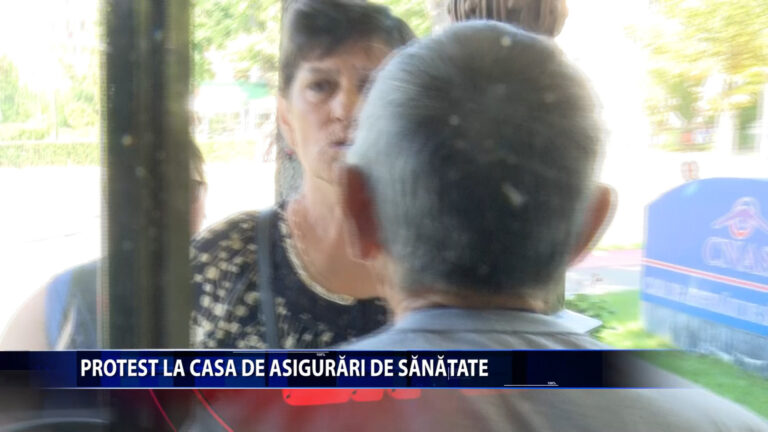Protest la Casa de Asigurari de Sanatate