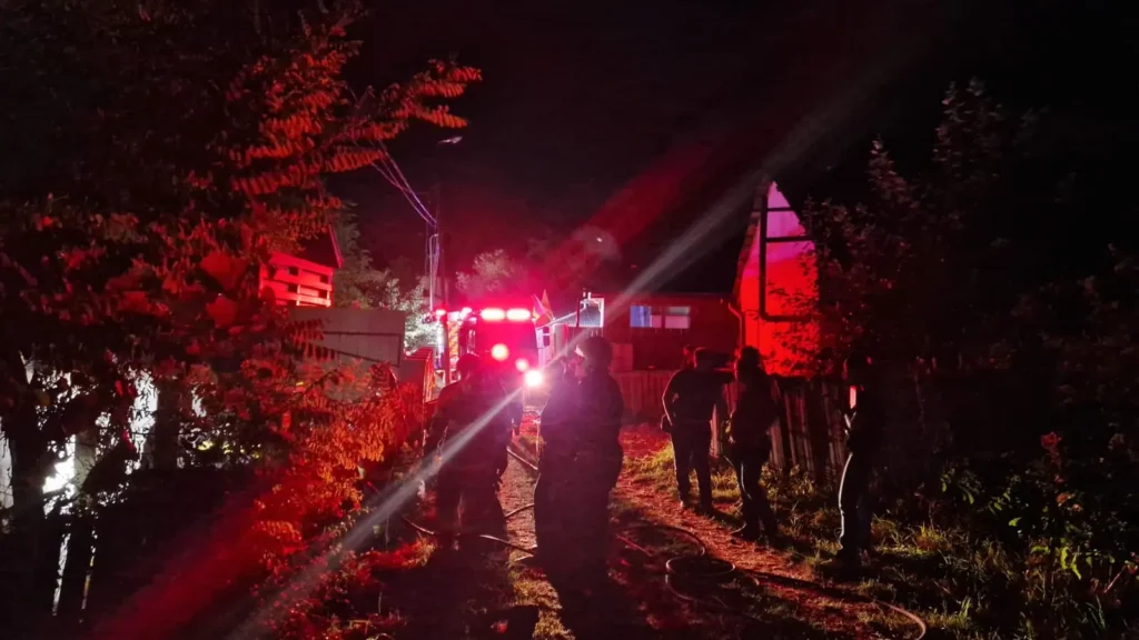 Un bărbat din Iaşi, găsit carbonizat în casa cuprinsă de flăcări din Tătărași