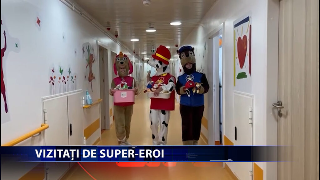VIZITATI DE SUPER-EROI