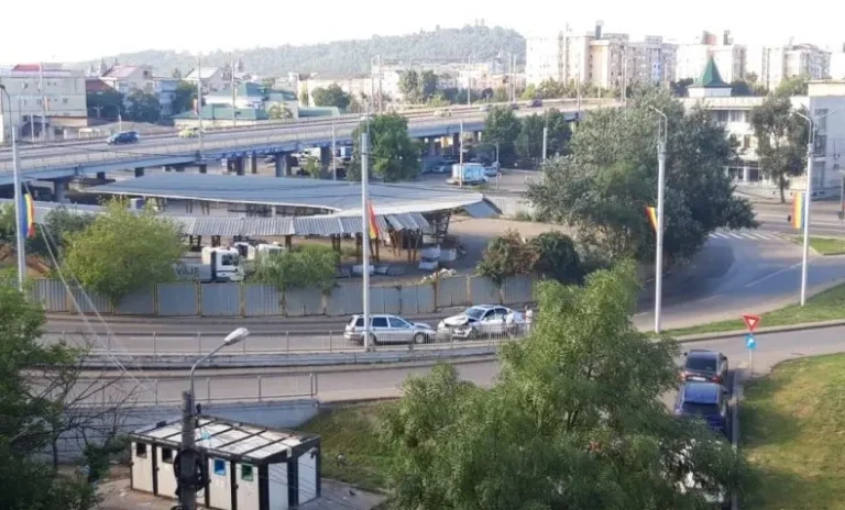 Un teribilist a încercat mersul pe contrasens și a făcut accident pe Nicolae Iorga