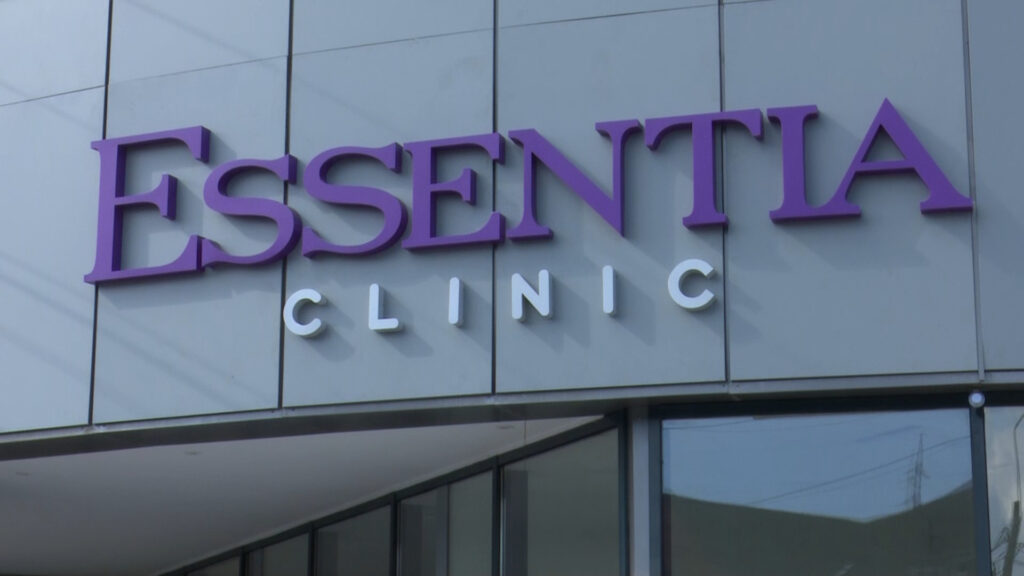 Esentia Clinic, o noua clinica pentru remodelare corporala si facialaESSENTIA CLINIC