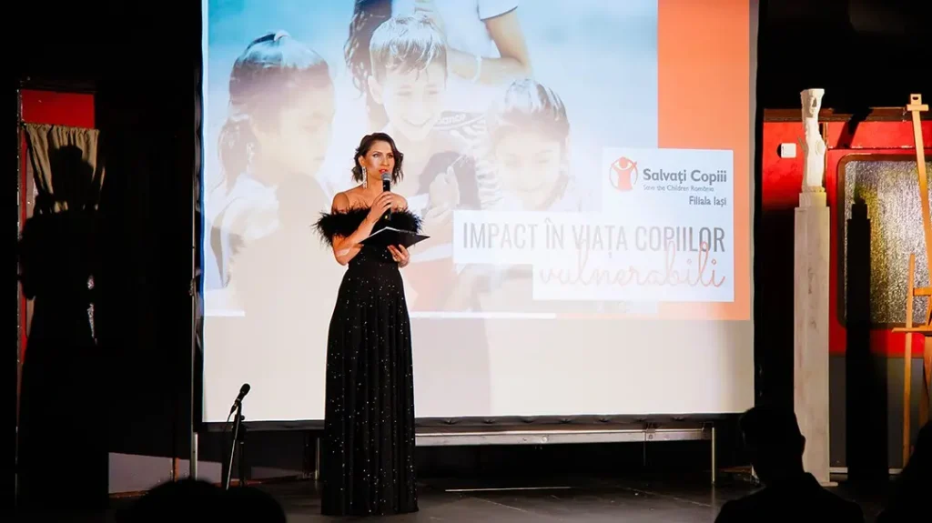 Gala Zâmbet în Dar, eveniment caritabil organizat de Salvaţi Copiii Iaşi, a ajuns la ediţia a 7-a