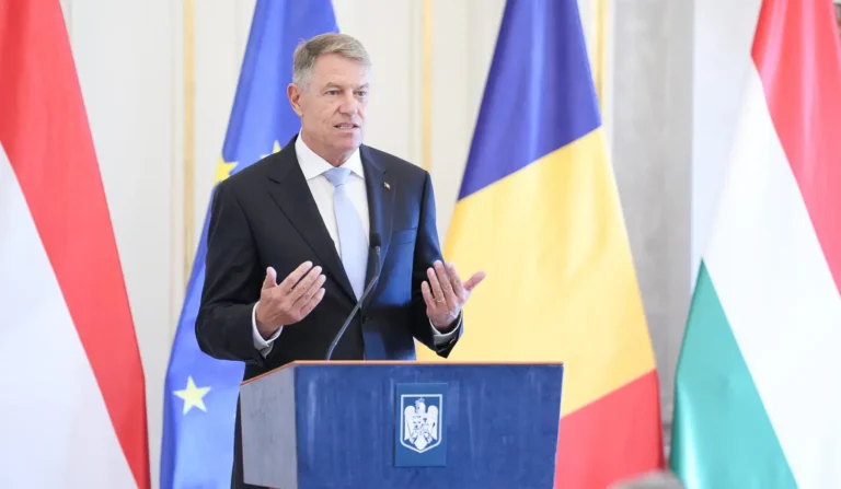 Președintele Iohannis exprimă satisfacție față de recunoașterea limbii române în Ucraina: Un pas semnificativ pentru consolidarea unui parteneriat strategic solid.