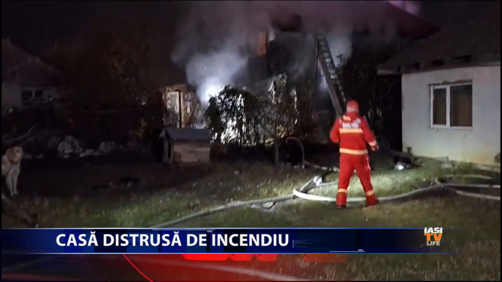 Casa distrusă de incendiu