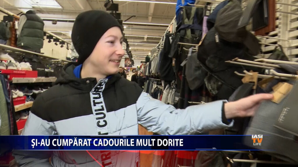 Si-au cumparat singuri cadourile mult dorite