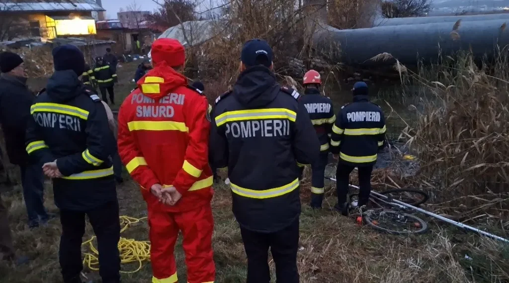 Un bărbat a fost gasit decedat în zona unui canal din Holboca
