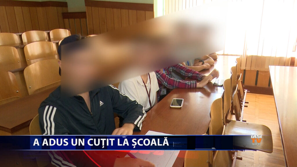 A adus un cuțit la școală
