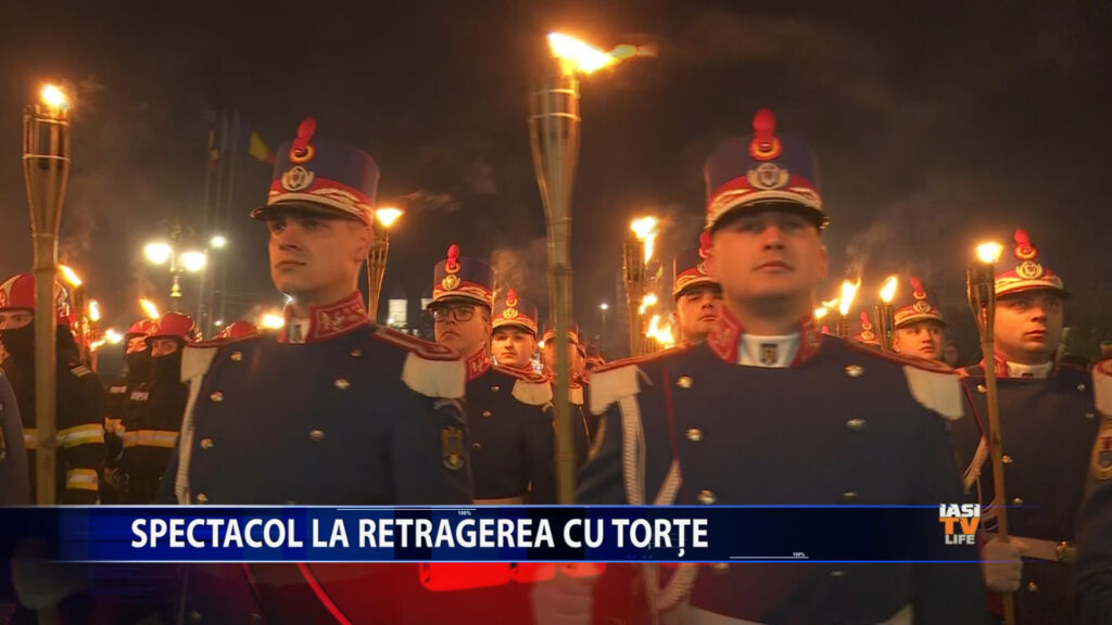 Spectacol la retragerea cu torțe