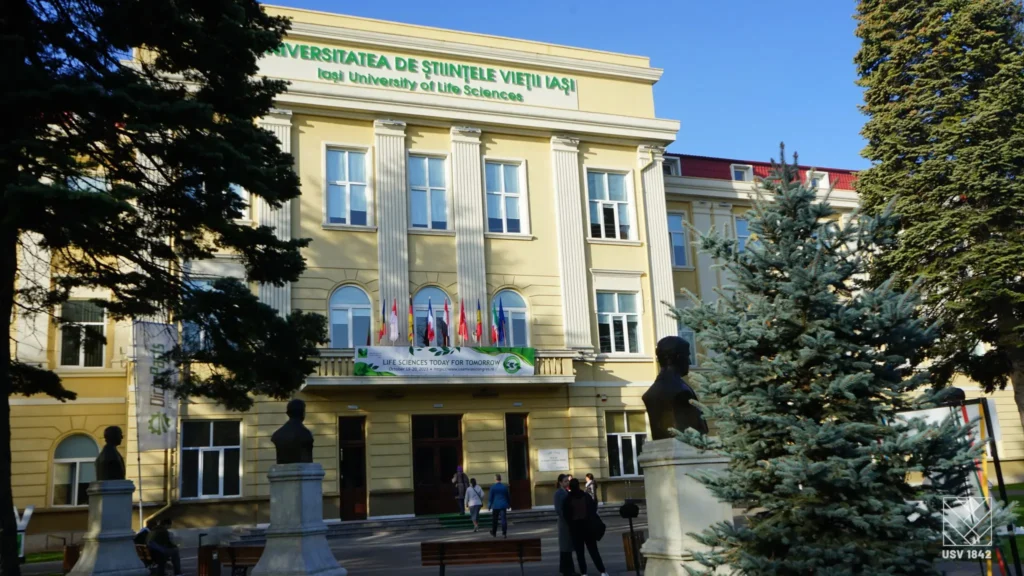 La USV Iași, bursa de performanță cea mai mică este de 1050 lei.