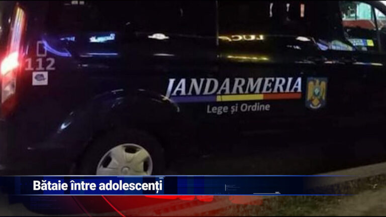 Bătaie între adolescenți