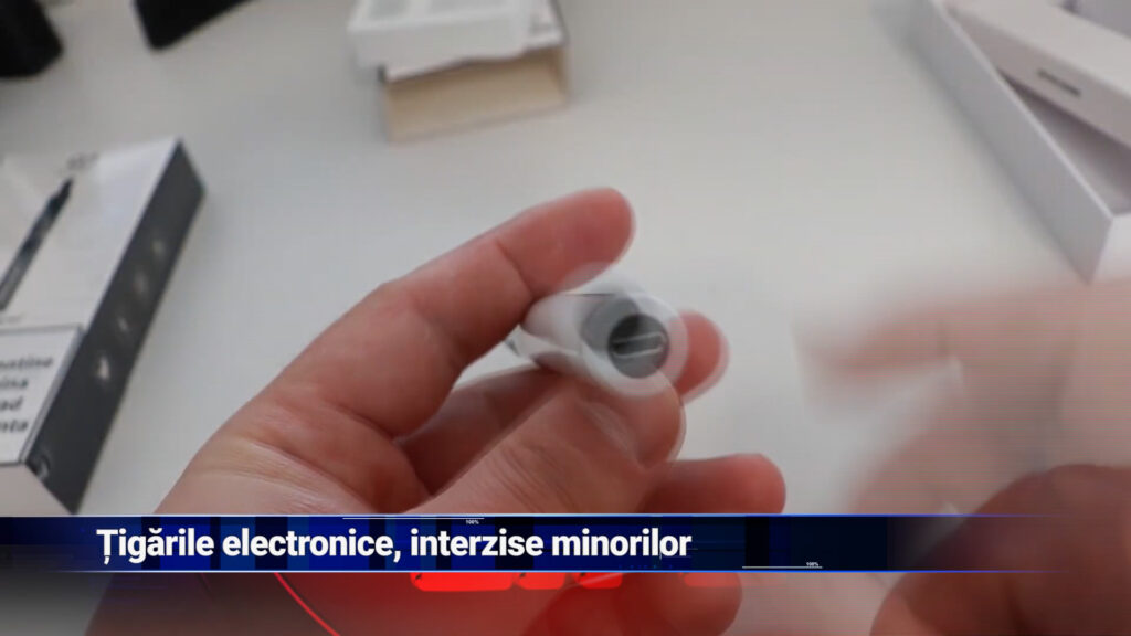 Țigările electronice, interzise minorilor