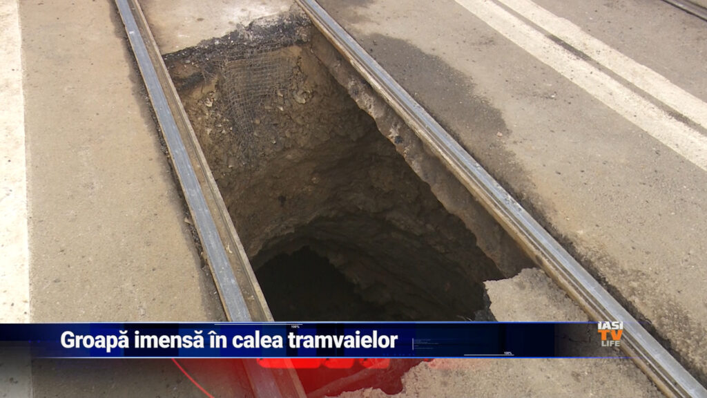Groapă imensă în calea tramvaielor!