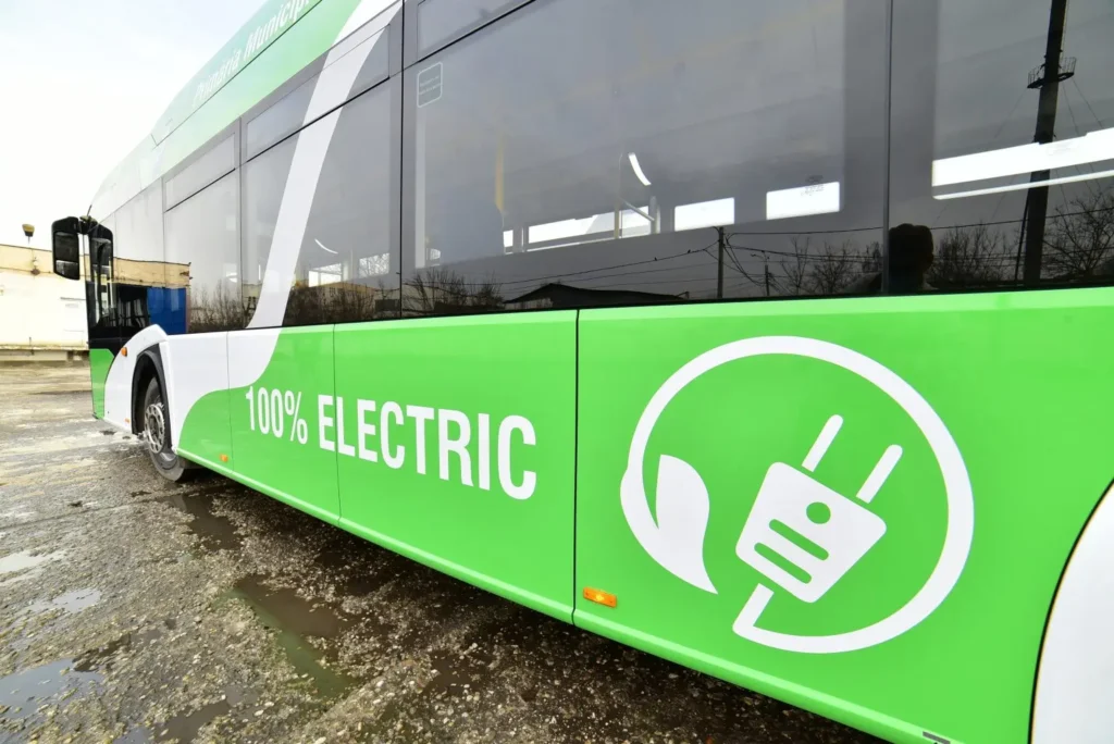 CTP Iași instalează noi puncte de încărcare pentru autobuzele electrice