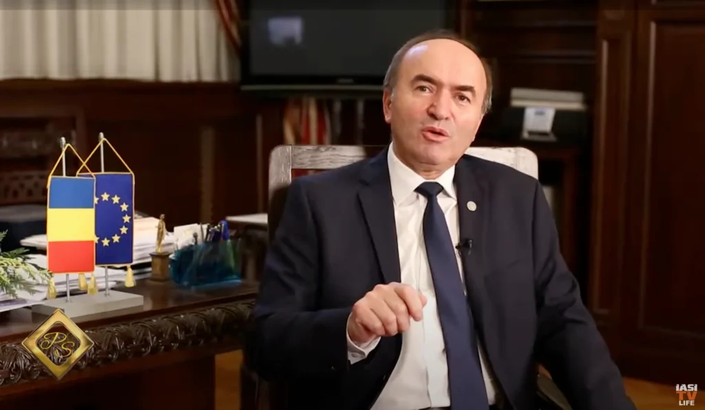 Actualul rector pierde primul tur al alegerilor la Universitatea „Alexandru Ioan Cuza”, Prof.dr. Liviu Maha câștigă majoritatea voturilor