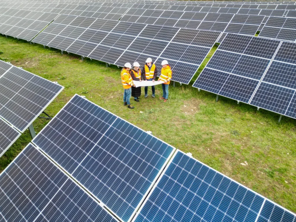 Compania Antibiotice din Iași a activat o centrală fotovoltaică cu o capacitate de 2,5 MW, proiect finanțat prin PNRR