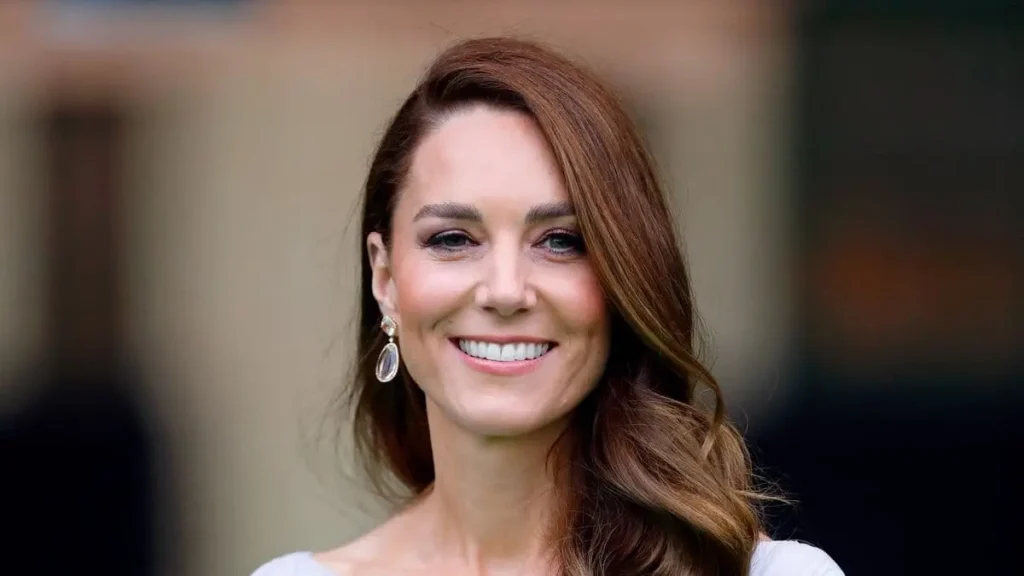 Kate Middleton reapare după ce a suferit o intervenție chirurgicală abdominală
