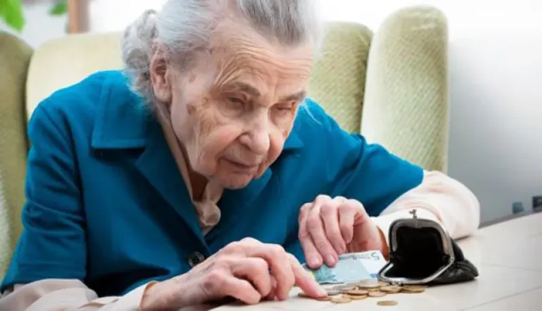 Pensionarii care rămân cu mai puțin dupa recalculare. Din ce cauză?