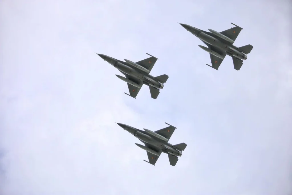 România primește trei noi avioane F-16 de la Norvegia