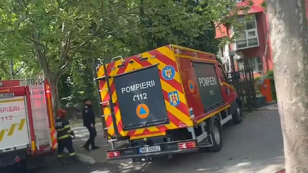 Un incident incredibil s-a petrecut la Vaslui! O grefieră a încercat să își ia viața în sediul Parchetului