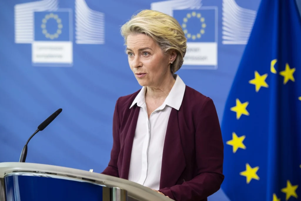 Von der Leyen: UE trebuie să înceapă negocierile de aderare cu Kiev la sfârșitul lunii