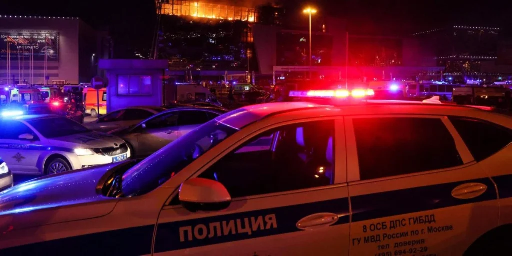 UPDATE: Cel puțin 10 morți și 25 de răniți în urma atacurilor teroriste din Rusia, peste 15 polițiști uciși