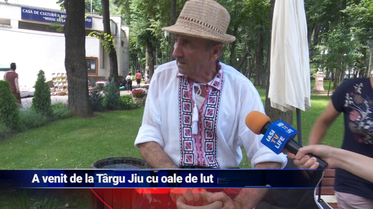 A venit de la Târgu Jiu cu oale de lut