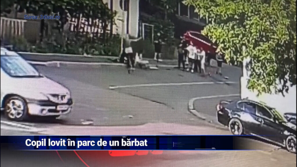 Copil lovit în parc de un bărbat