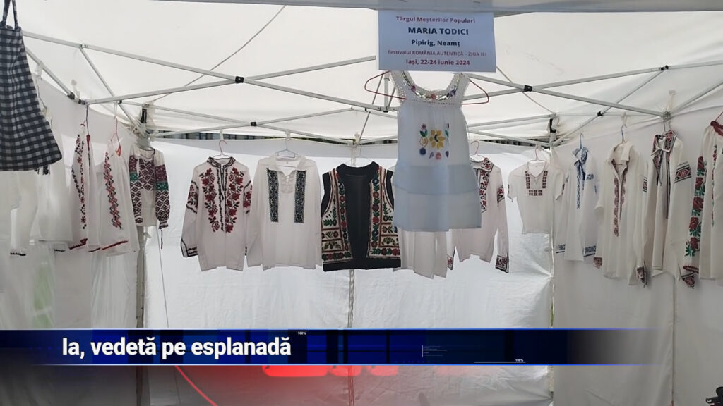 Ia, vedeta pe esplanadă