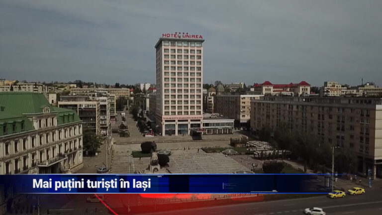 Scădere a Numărului de Turiști