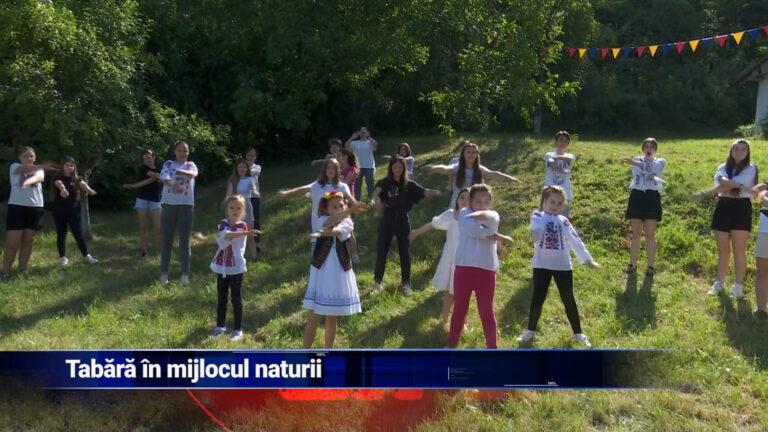 Tabără în mijlocul naturii