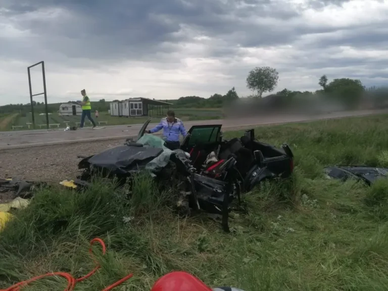 Accident grav la Rădășeni. Un bărbat a decedat în urma unui accident rutier