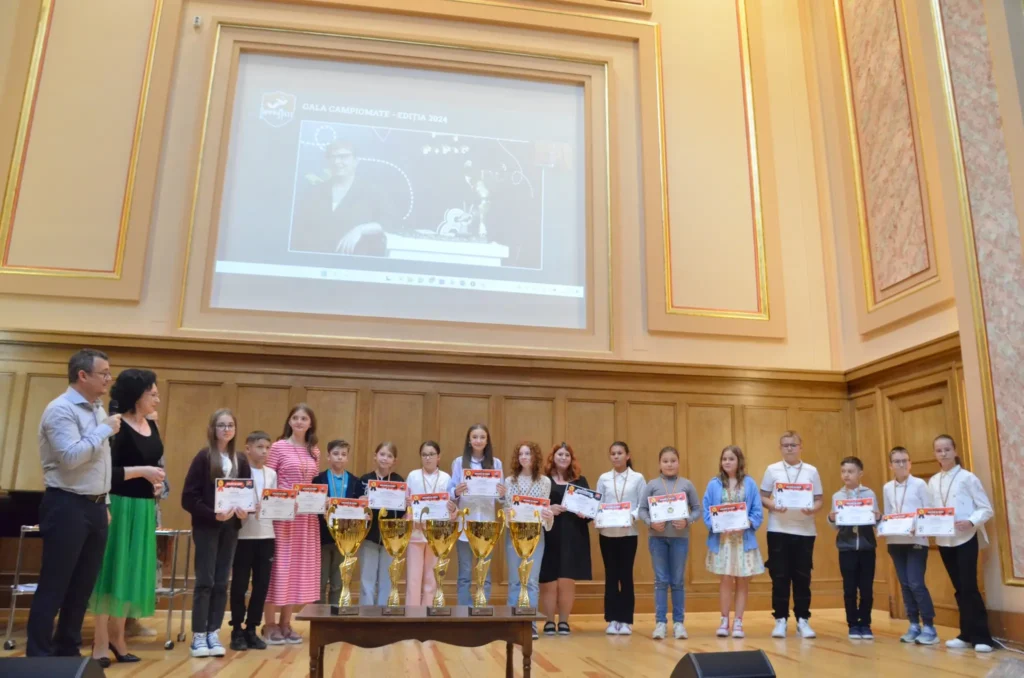 CampioMATE – arena unde matematica devine sport de echipă – i-a premiat pe campionii ieșeni ai ediției 2024