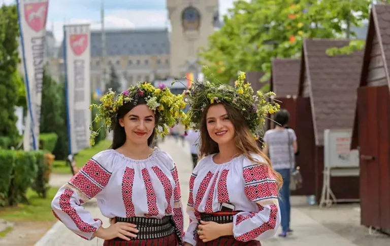 Evenimentele desfășurate la Festivalul Iei – RomânIA Autentică din acest an includ spectacole și târguri