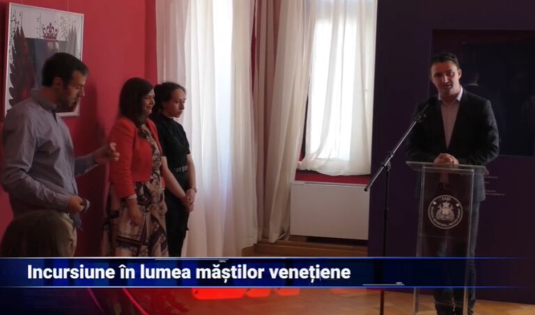 Incursiune în lumea măștilor venețiene