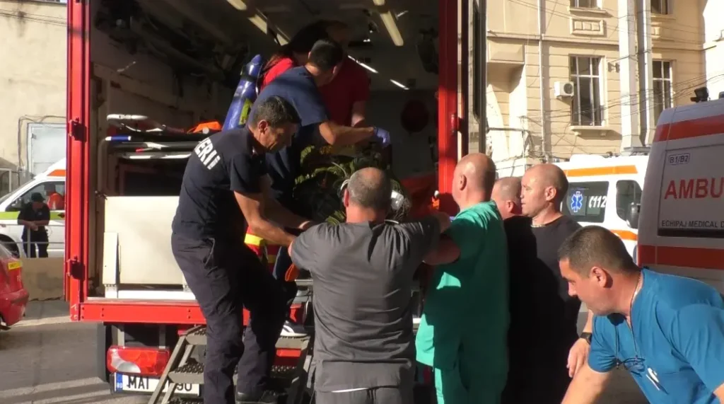 Trei victime aduse din explozia de la Botoșani în ATI la Spitalul ‘Sf Spiridon’, au nevoie de intervenţii chirurgicale