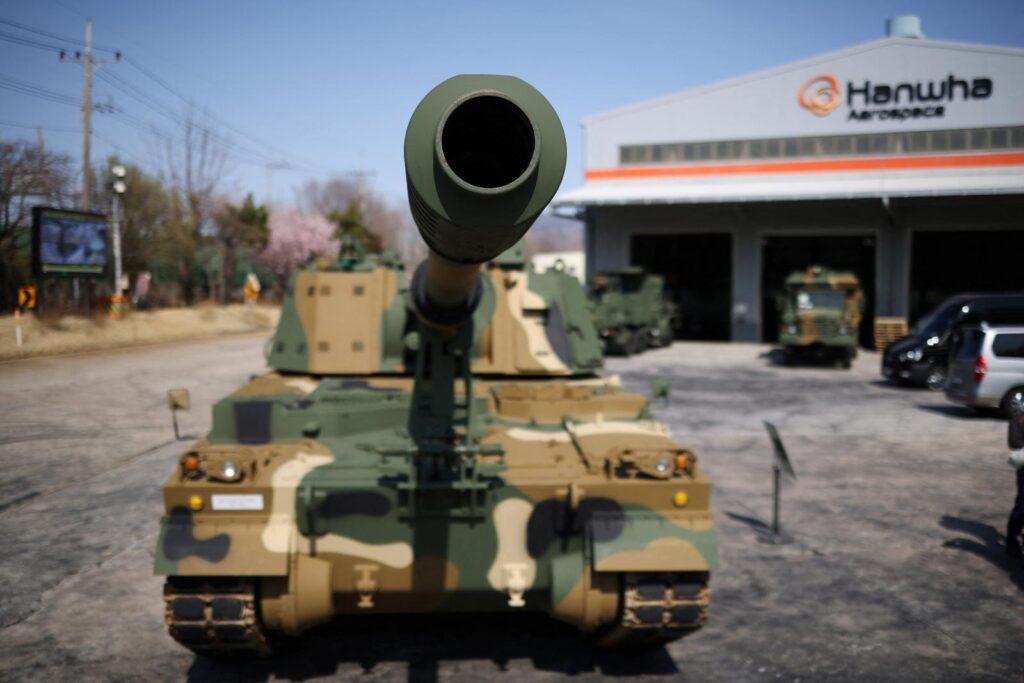 Coreea de Sud vinde României obuze și vehicule militare în valoare de 920 de milioane de euro