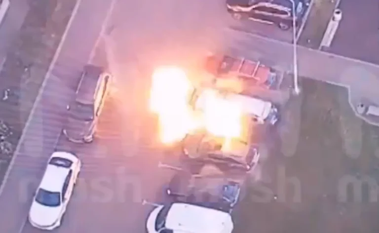 Atentat în Moscova: un automobil a explodat, doi răniți grav