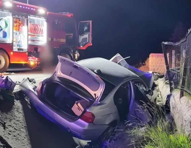 Trei victime după un accident grav produs în Suceava